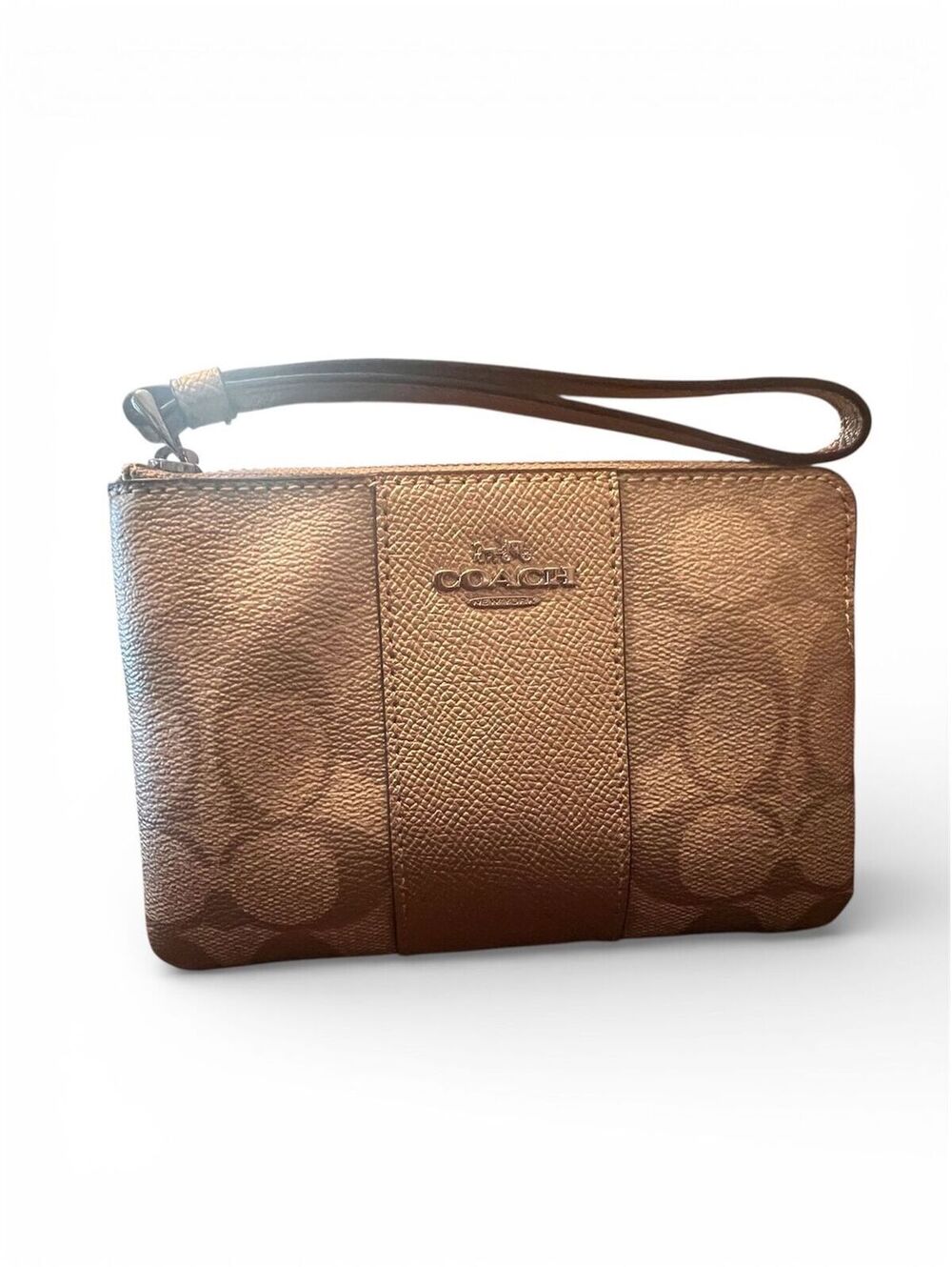 WR9. Coach Wristlet - Gold